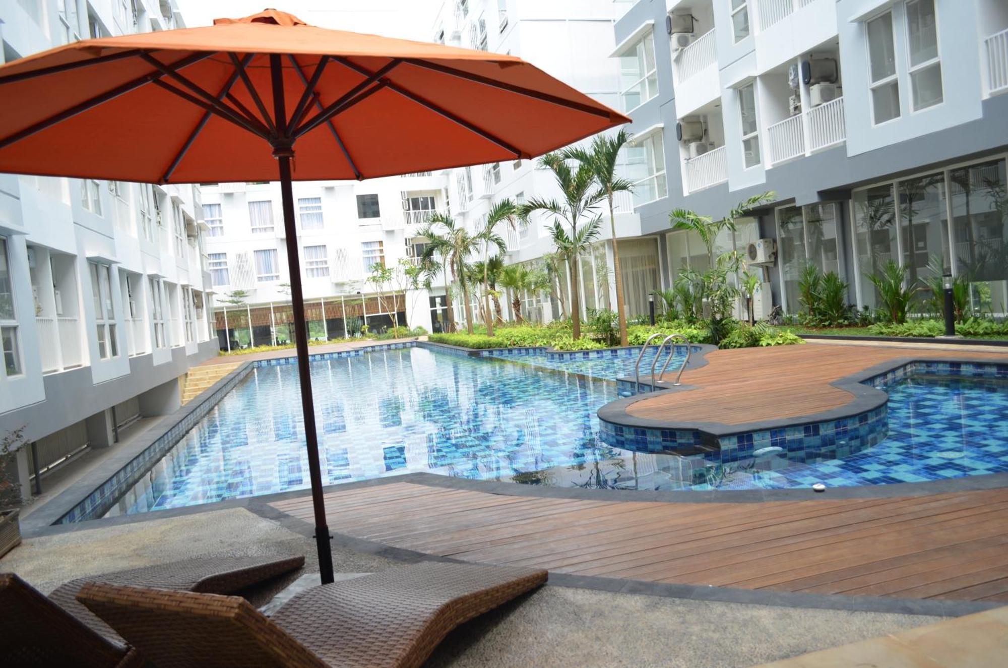 Kyriad Hotel Airport Jakarta Tangerang Exterior foto