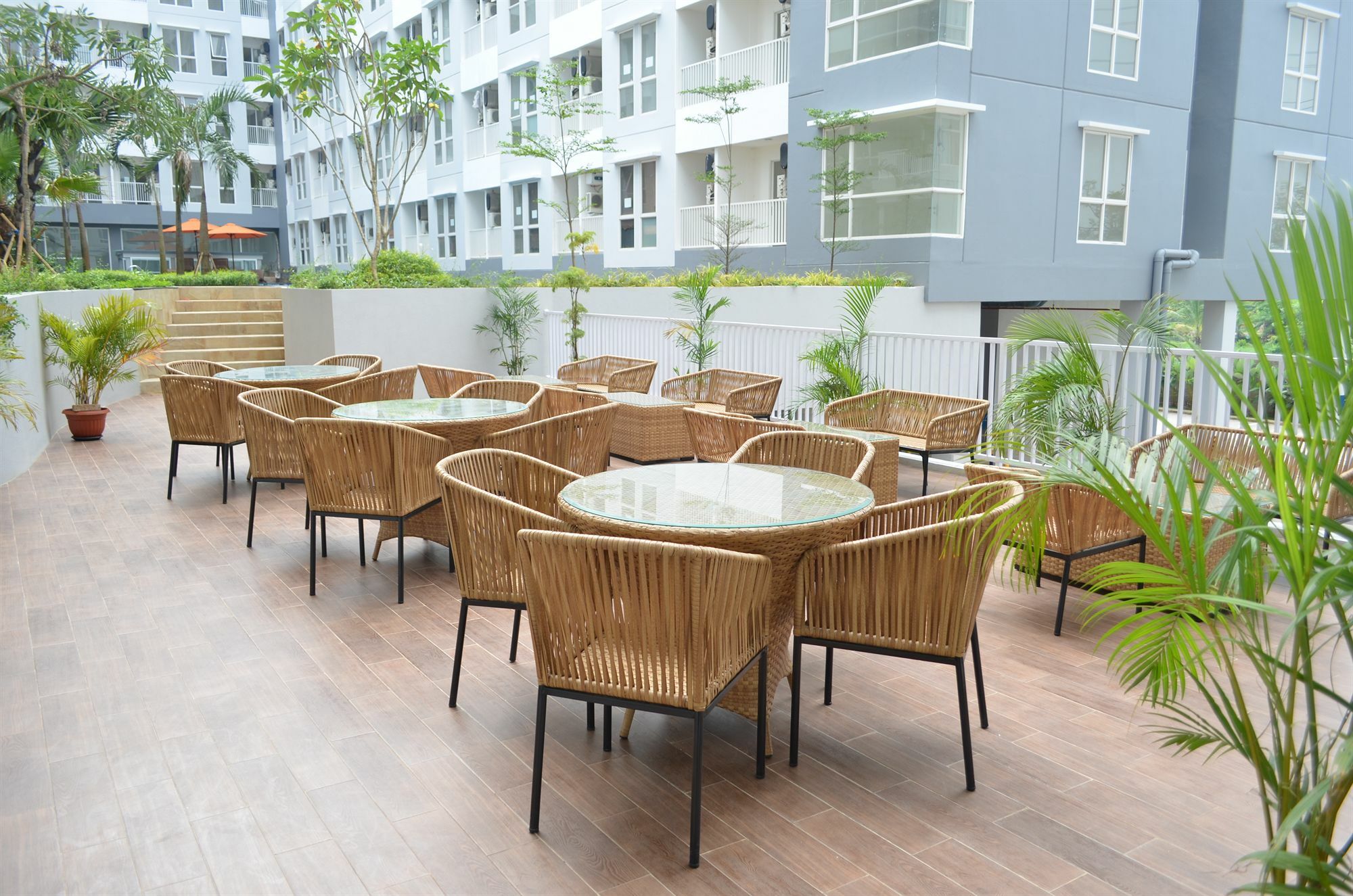 Kyriad Hotel Airport Jakarta Tangerang Exterior foto